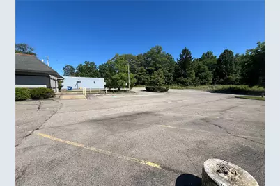 1910 E State St, Hermitage, PA 16148 - Photo 3