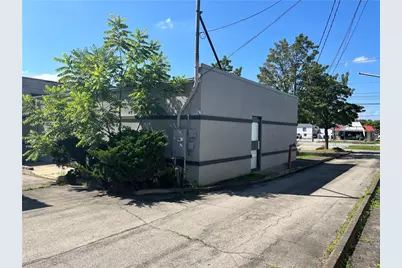 1910 E State St, Hermitage, PA 16148 - Photo 9
