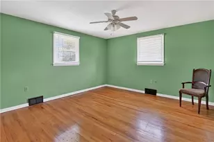 1155 Greenbriar Rd, Bethel Park, PA 15102 - Photo 3
