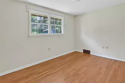 1155 Greenbriar Rd, Bethel Park, PA 15102 - Photo 5