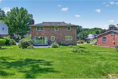 1155 Greenbriar Rd, Bethel Park, PA 15102 - Photo 27