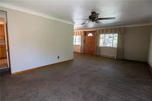 2381 Coulterville Rd, North Huntingdon, PA 15642 - Photo 9