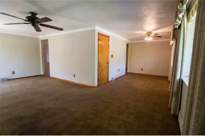 2381 Coulterville Rd, North Huntingdon, PA 15642 - Photo 7
