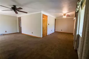 2381 Coulterville Rd, North Huntingdon, PA 15642 - Photo 7
