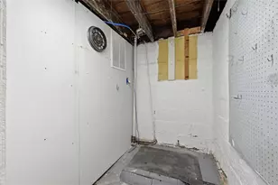 109 Clairtonica St, Pittsburgh, PA 15205 - Photo 25