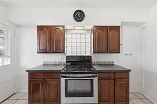 109 Clairtonica St, Pittsburgh, PA 15205 - Photo 11