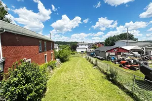 320 N 3rd, Clairton, PA 15025 - Photo 13