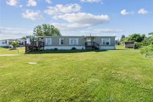 404 Blue Jay Ln, Washington Township, PA 15613 - Photo 29