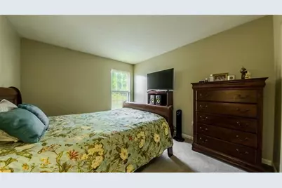 138 Valley View Dr, Rostraver, PA 15012 - Photo 15