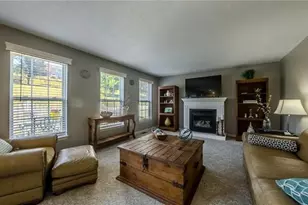 138 Valley View Dr, Rostraver, PA 15012 - Photo 5