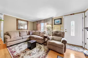 217 Northmont Dr, Pittsburgh, PA 15147 - Photo 3