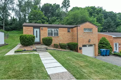 217 Northmont Dr, Pittsburgh, PA 15147 - Photo 1