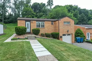 217 Northmont Dr, Pittsburgh, PA 15147 - Photo 1