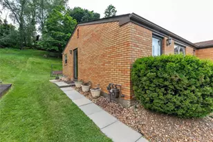 217 Northmont Dr, Pittsburgh, PA 15147 - Photo 23