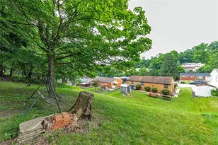 217 Northmont Dr, Pittsburgh, PA 15147 - Photo 27