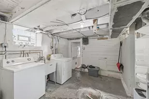 2517 Wiese St, Pittsburgh, PA 15210 - Photo 23