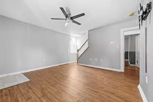 2517 Wiese St, Pittsburgh, PA 15210 - Photo 5