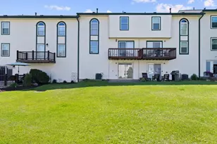 1329 Lexington Dr, Cecil, PA 15055 - Photo 29