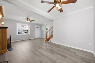 1911 Irwin St, Aliquippa, PA 15001 - Photo 9