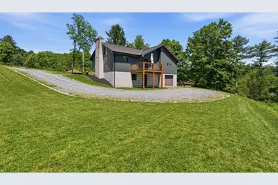 2420 Thomas Dr, Hampton, PA 15101 - Photo 3
