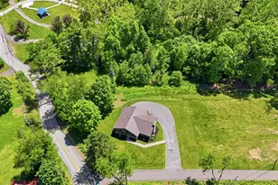 2420 Thomas Dr, Hampton, PA 15101 - Photo 39