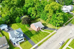 2 W Leasure Ave, New Castle, PA 16105 - Photo 7