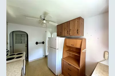 2 W Leasure Ave, New Castle, PA 16105 - Photo 19