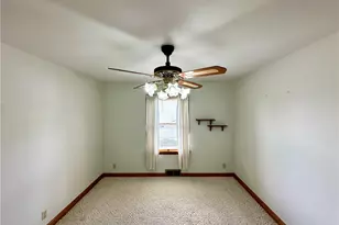 2 W Leasure Ave, New Castle, PA 16105 - Photo 15