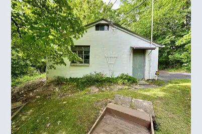 2 W Leasure Ave, New Castle, PA 16105 - Photo 35