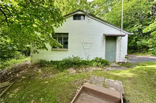2 W Leasure Ave, New Castle, PA 16105 - Photo 35