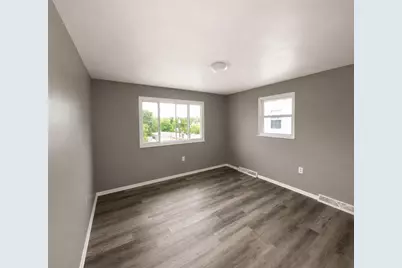 2011 Valley St, West Mifflin, PA 15122 - Photo 7