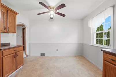 16 Kenneth Ave, Neshannock Township, PA 16105 - Photo 5