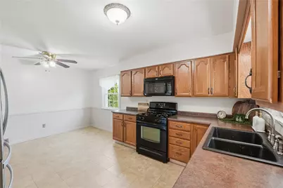 16 Kenneth Ave, Neshannock Township, PA 16105 - Photo 3