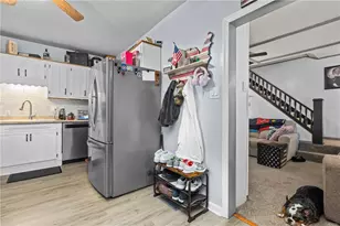152 N Haft St, Houston, PA 15342 - Photo 13