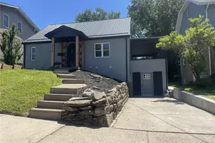 414 Argonne Dr, New Kensington, PA 15068 - Photo 1
