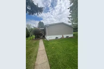 914 Chester Dr, Cranberry Township, PA 16066 - Photo 3