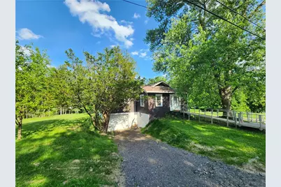 634 Scotland Ln, Union Township, PA 16101 - Photo 1