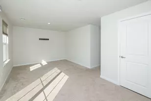 2007 Cade Dr, Center Township, PA 15061 - Photo 31