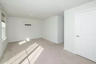 2007 Cade Dr, Center Township, PA 15061 - Photo 31