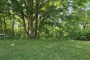 411 La Belle Vue Rd, Allegheny Township, PA 15690 - Photo 9
