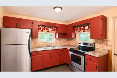 411 La Belle Vue Road, Allegheny Township, PA 15690 - Photo 5