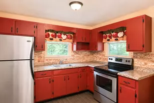 411 La Belle Vue Rd, Allegheny Township, PA 15690 - Photo 5