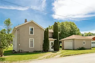 211 Home St, Mercer Boro, PA 16137 - Photo 3