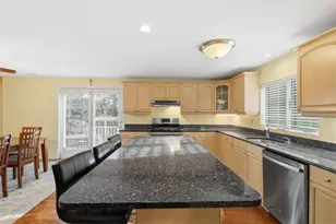 126 Leon Rd, Green Tree, PA 15220 - Photo 11