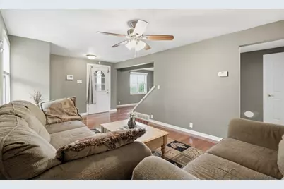 126 Leon Road, Green Tree, PA 15220 - Photo 7