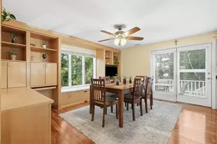 126 Leon Rd, Green Tree, PA 15220 - Photo 13