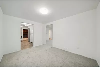 690 Pine Valley Dr, Pittsburgh, PA 15239 - Photo 11