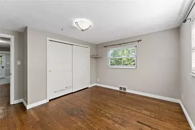 146 Westward Ho Dr, Pittsburgh, PA 15235 - Photo 17
