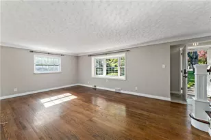 146 Westward Ho Dr, Pittsburgh, PA 15235 - Photo 7