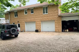 96 S Kings Creek Rd, Hanover Township, PA 15021 - Photo 3